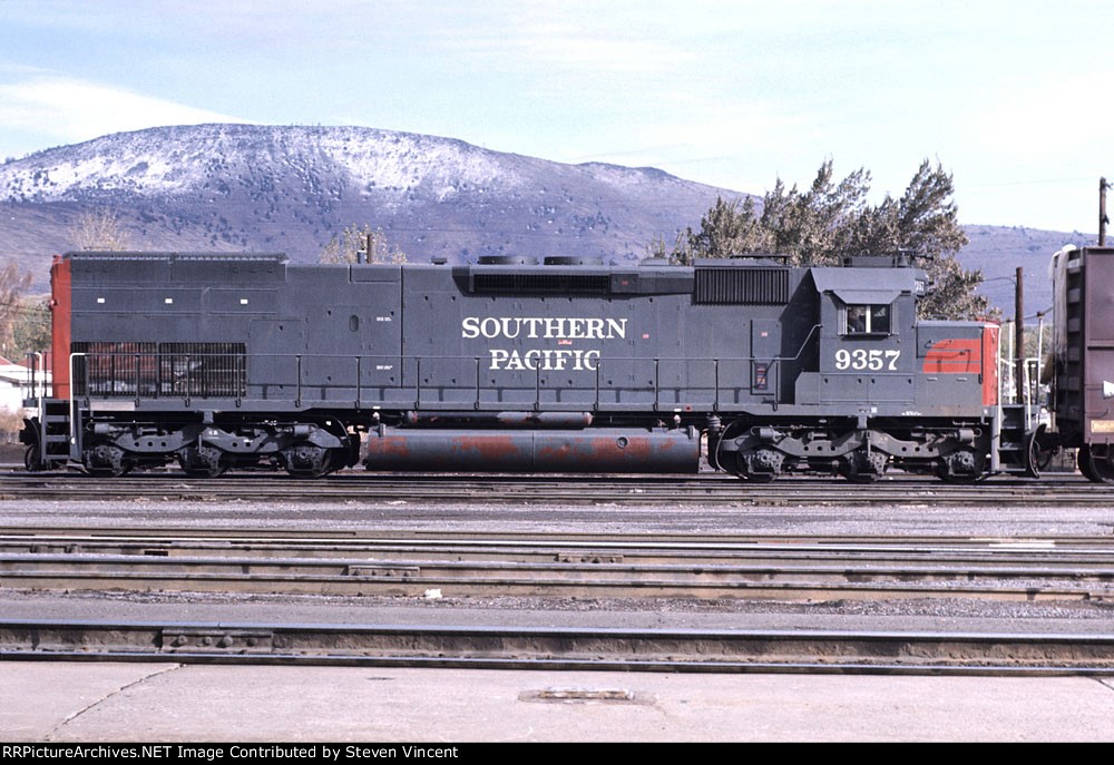 Southern Pacific SD45T-2 SP #9357